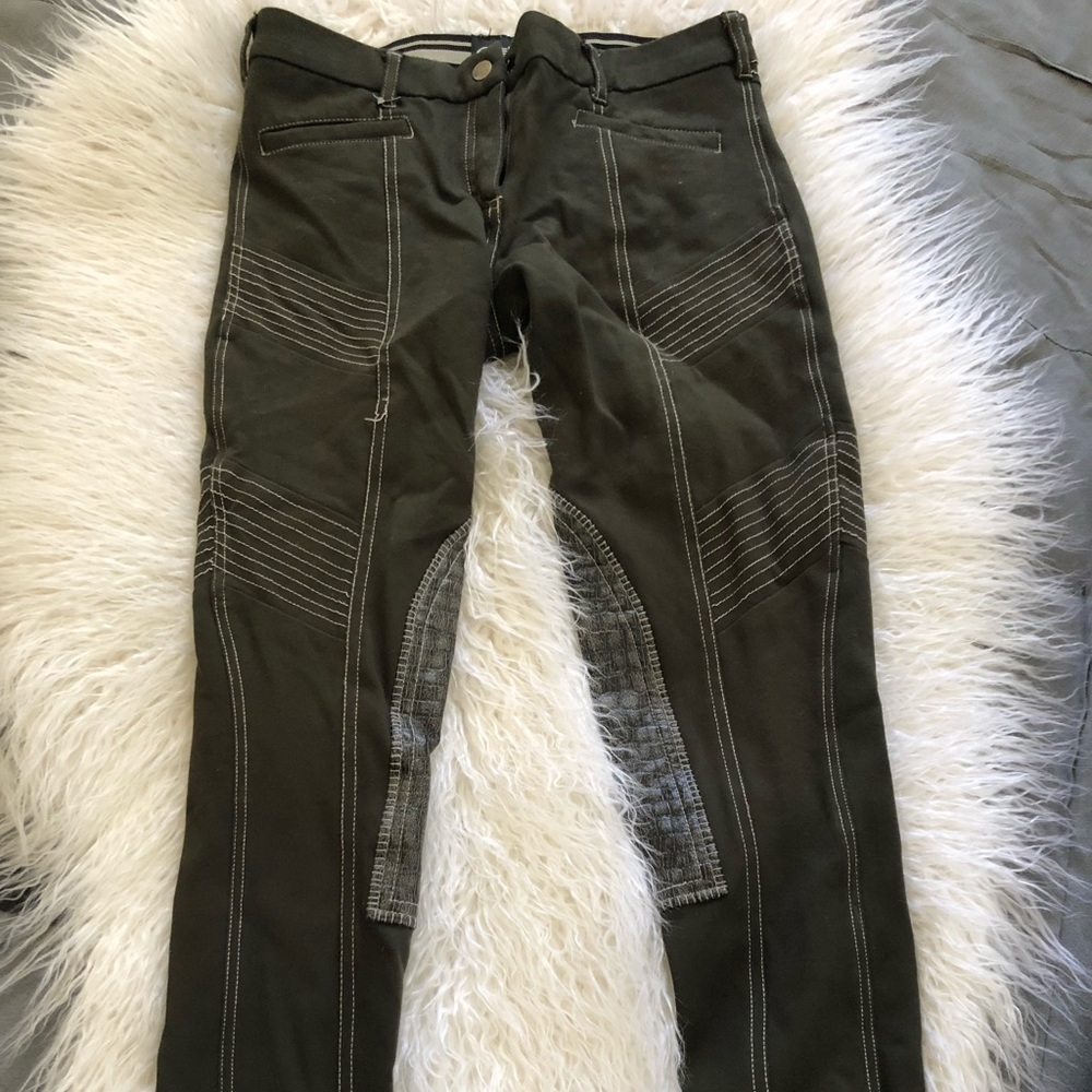 Olive Ghodo breeches, Size 30 (fits like 28)